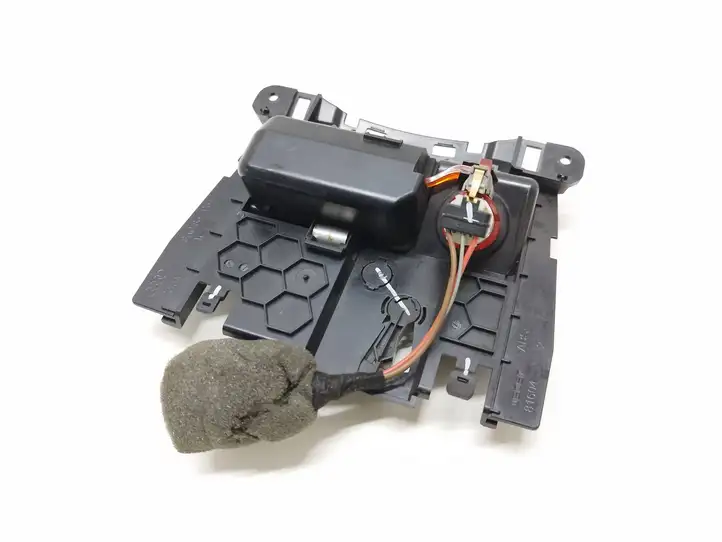 Audi A5 8T 8F (2007 - 2011) 8K0857951 Передняя пепельница — фото 4