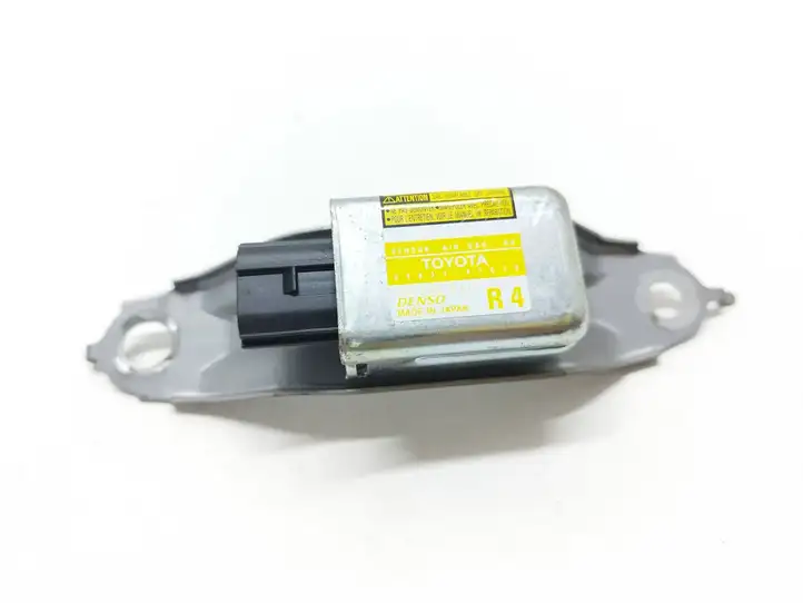 Toyota Prius (XW20) (2003 - 2009) 8983347030 Датчик удара SRS — фото 1