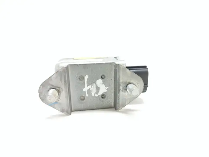 Toyota Prius (XW20) (2003 - 2009) 8986047040 Датчик удара SRS — фото 3