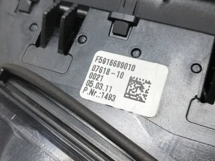 BMW 5 F10 F11 (2009 - 2016) F5916689010 Боковой воздушный дефлектор — фото 2