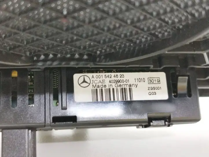 Mercedes-Benz C W204 (2007 - 2014) A0015424623 Экран парктроника PDC — фото 2