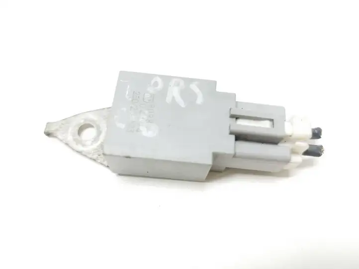 Toyota Prius (XW20) (2003 - 2009) 9098904174 Реле аварийных фонарей — фото 1