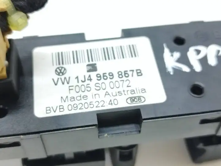 Seat Toledo II (1M) (1998 - 2006) 1J4959857B Блок кнопок стеклоподъемников — фото 2