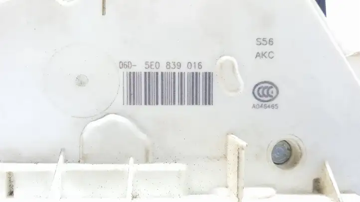 Skoda Octavia Mk3 (5E) (2013 - 2019) 5E0839016 Замок задней двери — фото 2