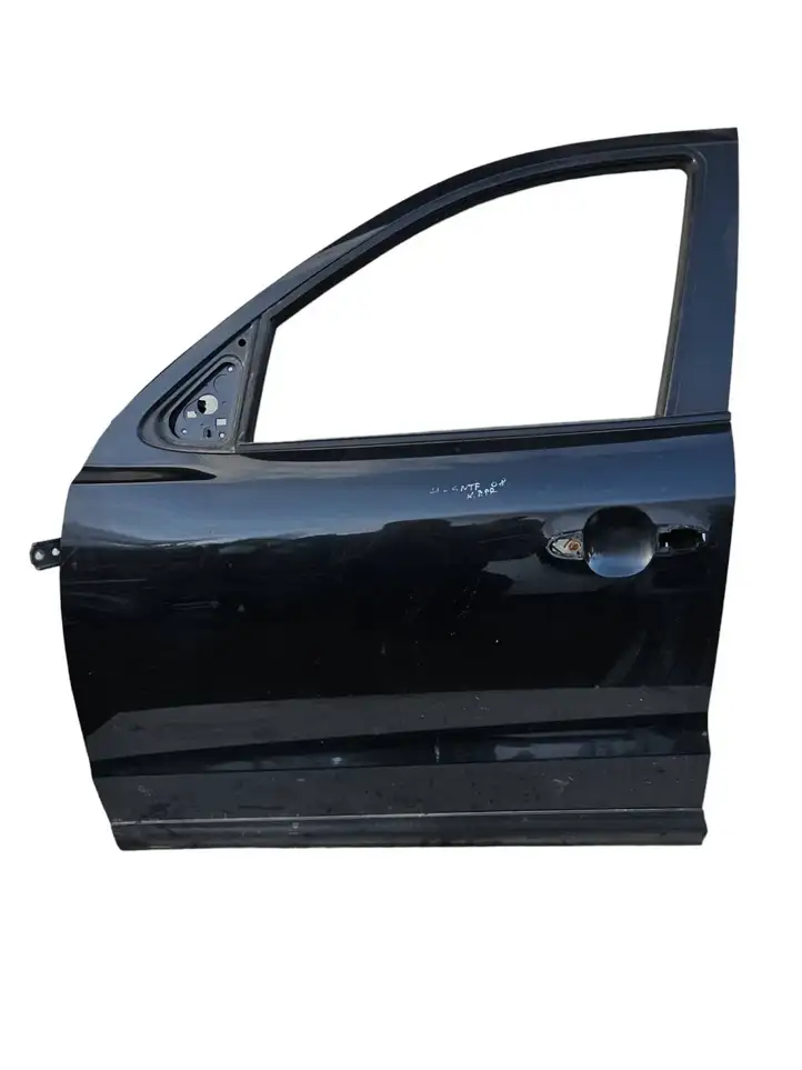 Hyundai Santa Fe (2005 - 2009) Дверь — фото 1