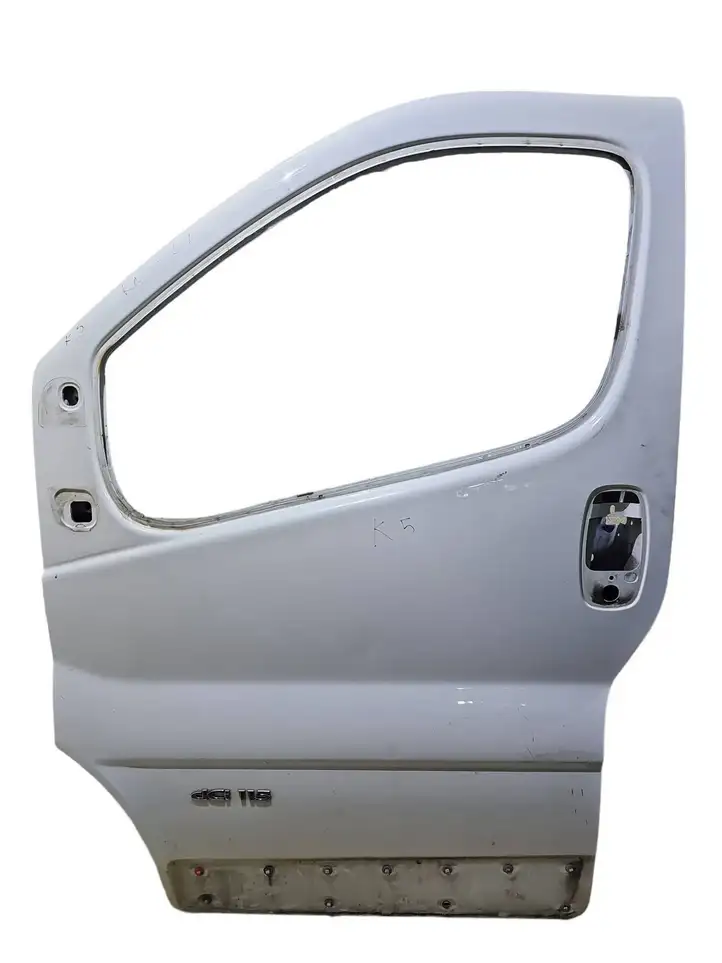 Renault Trafic II (X83) (2002 - 2014) Дверь — фото 1