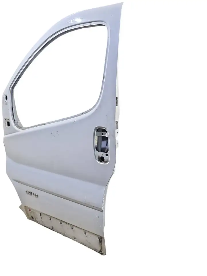 Renault Trafic II (X83) (2002 - 2014) Дверь — фото 4