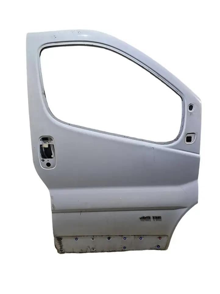Renault Trafic II (X83) (2002 - 2014) Дверь — фото 1