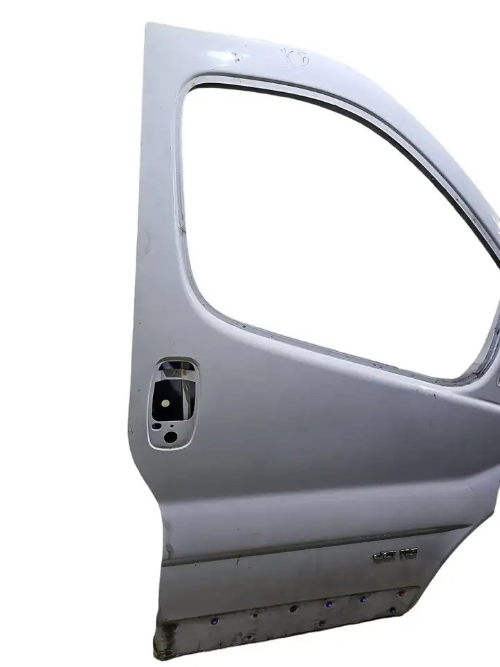 Renault Trafic II (X83) (2002 - 2014) Дверь — фото 4