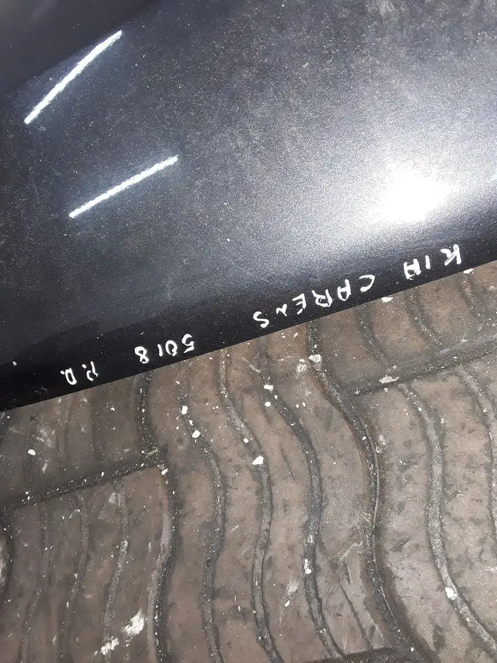 Kia Carens (2006 - 2012)   Крыло