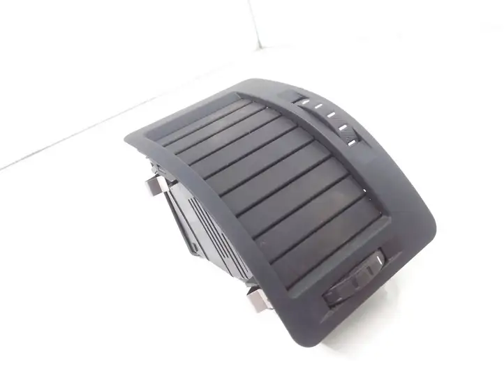 Skoda Octavia Mk2 (1Z) (2004 - 2013) 1Z0819701 Боковой воздушный дефлектор — фото 1