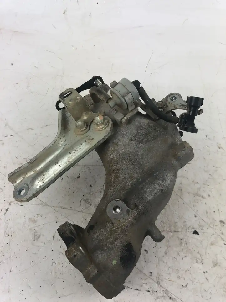 Toyota Hilux (AN10, AN20, AN30) (2011 - 2015) 1786130130 Трубка EGR — фото 3