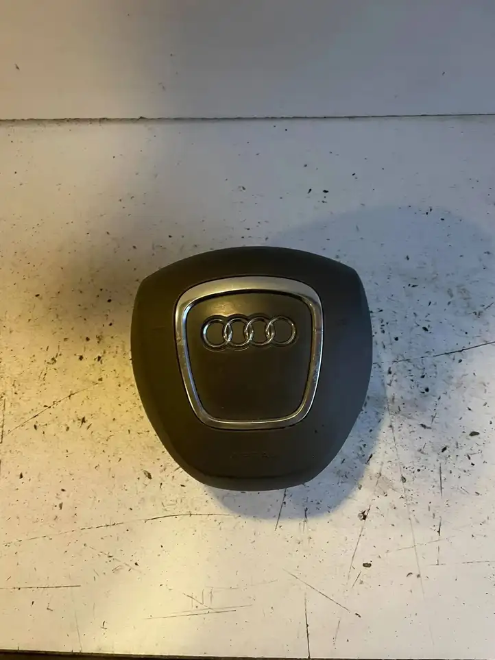 Audi A4 S4 B7 8E 8H (2004 - 2009) 61526393E00 Подушка безопасности руля — фото 1