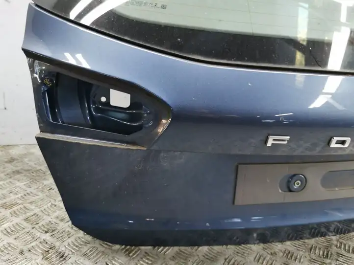 Ford Focus (2019 - ) Крышка багажника — фото 2