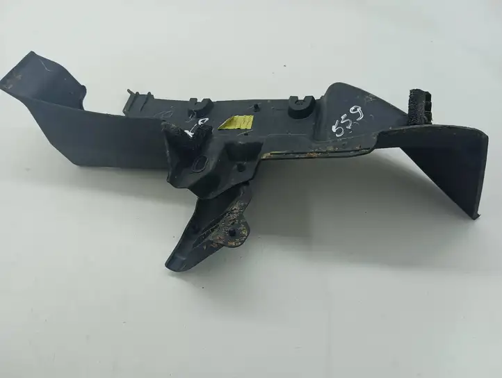 Honda CR-V (2012 - 2016) 74207T1GAG0 Дефлектор воздуха — фото 3