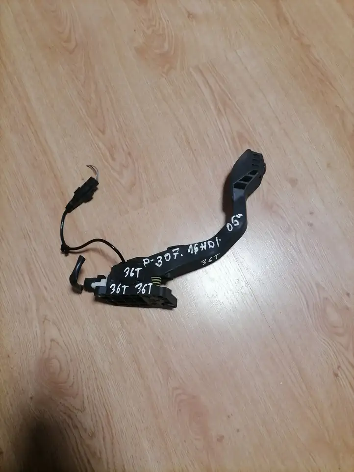 Peugeot 307 (2005 - 2008) 0280755001 Педаль акселератора — фото 1