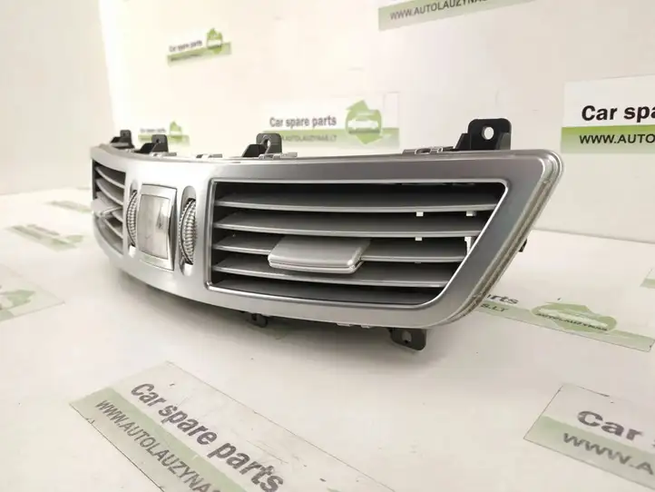 Mercedes-Benz S W221 (2005 - 2013) Центральный воздушный дефлектор — фото 3