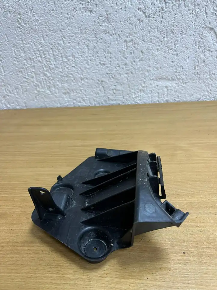 Audi A3/S3 8P (2004 - 2008) 8P4807393 Кронштейн угловой части бампера — фото 3