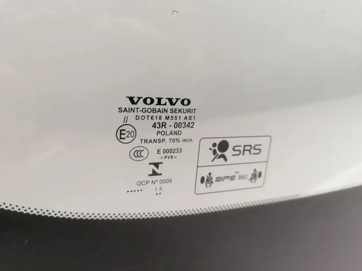 Volvo V60 (2013 - 2018) 43R-00342 Переднее стекло — фото 3