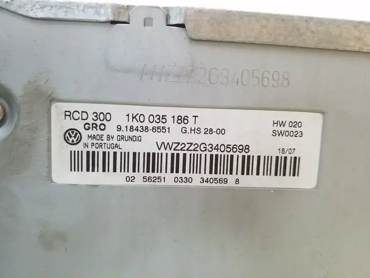 Volkswagen PASSAT B6 (2005 - 2010) 1K0035186T Магнитола / мультимедийная система — фото 4