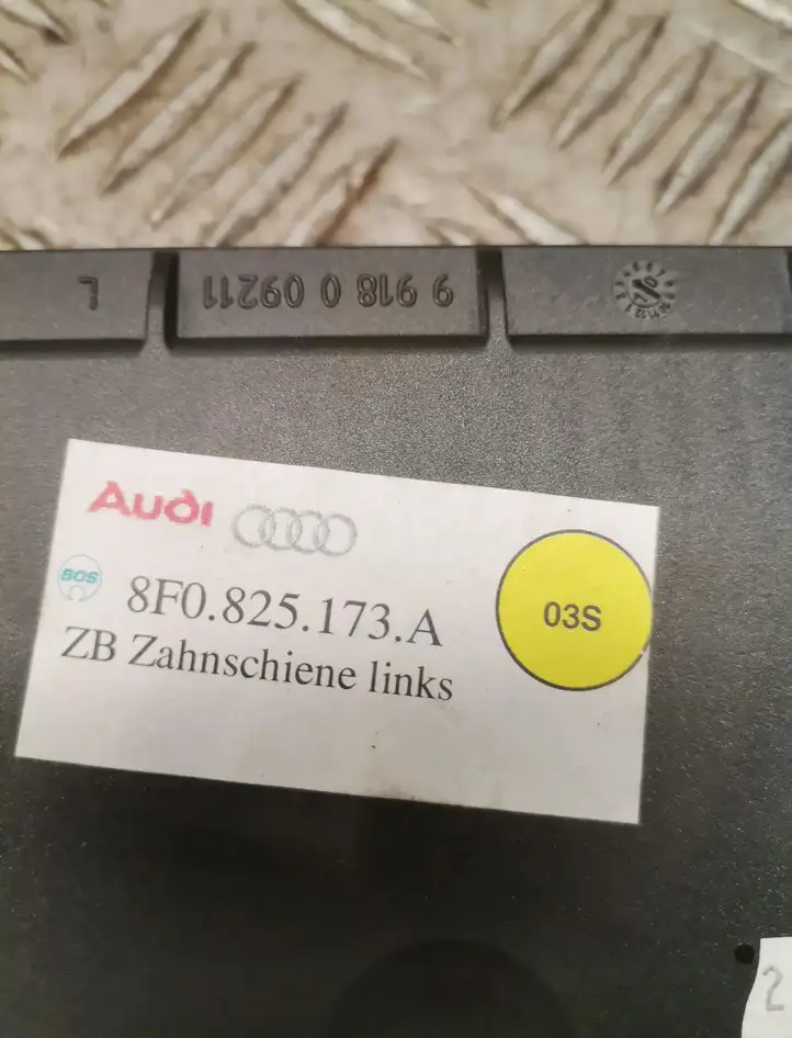 Audi A5 8T 8F (2007 - 2011) Прочие детали салона — фото 2