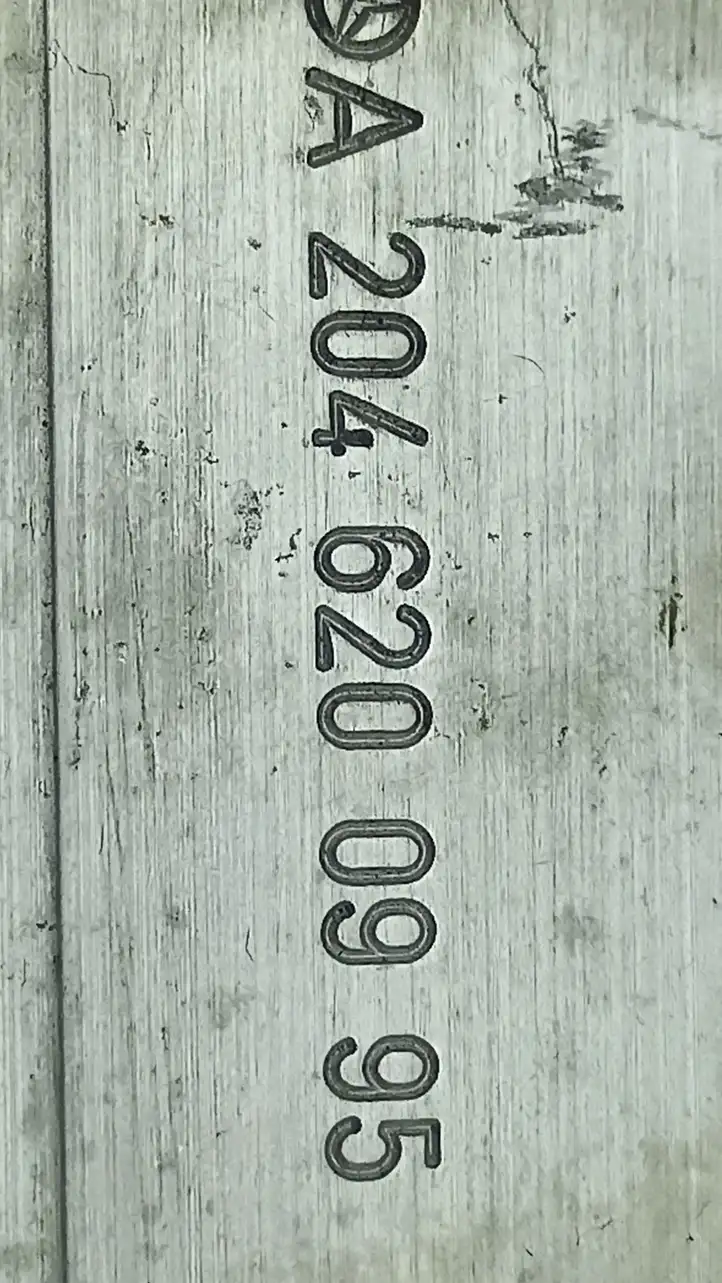 Mercedes-Benz C W204 (2007 - 2014) A2046200995 Амортизатор переднего бампера — фото 2