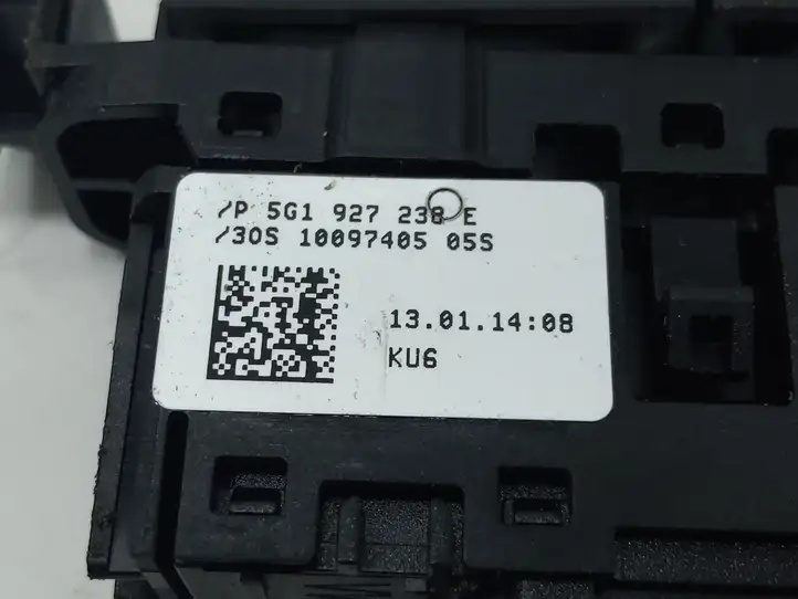 Volkswagen Golf VII (2013 - 2019) 5G1927238 Кнопка парктроника — фото 2