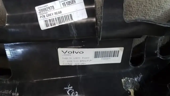 Volvo XC90 (2006 - 2014) 39992978 Задний коврик салона — фото 3