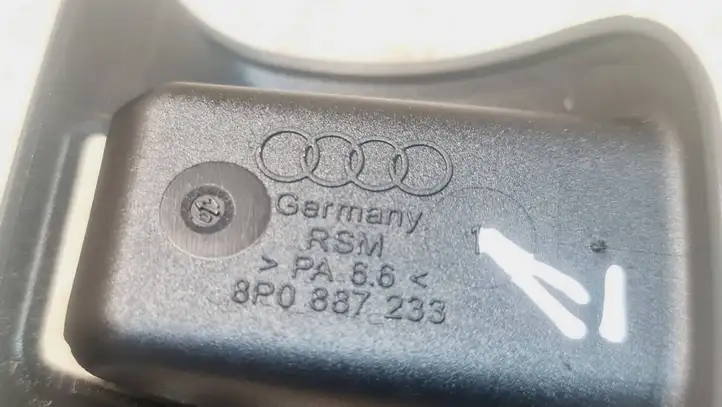 Audi A3/S3 8P (2004 - 2008) 8P0887233 Заглушка ISOFIX — фото 3