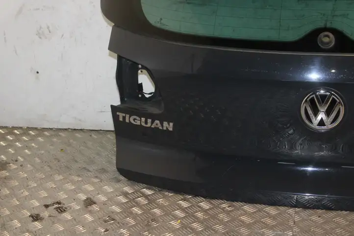 Volkswagen Tiguan (2011 - 2016) Крышка багажника — фото 4