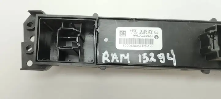 Dodge Ram (2008 - ) P68137063AA Кнопка кондиционера — фото 2