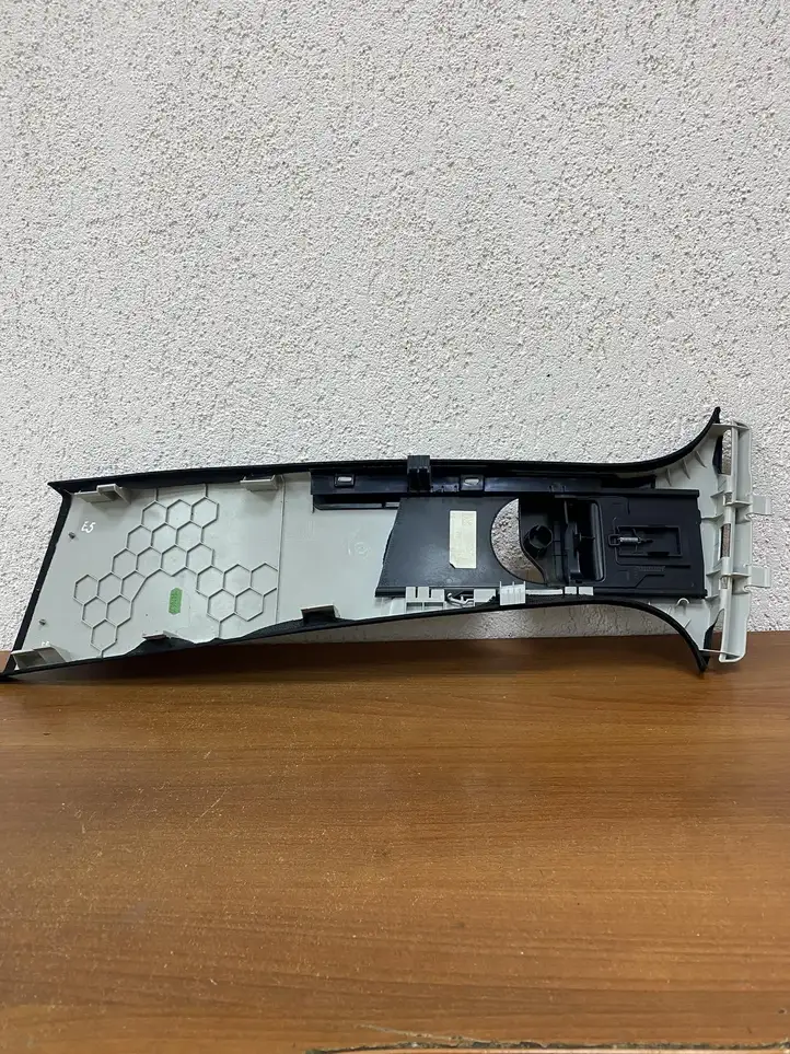 Mercedes-Benz GLC X253/C253 (2015 - )  A2056901030 Другая деталь салона