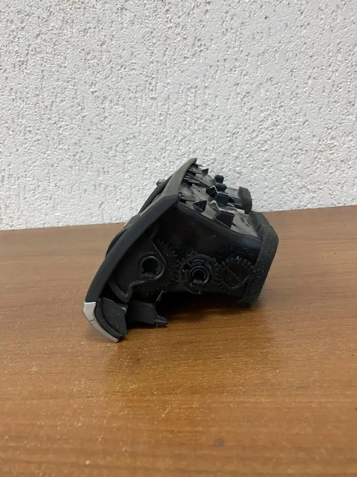 BMW X5 E70 (2006 - 2013) 9210705 Прочие детали салона — фото 6