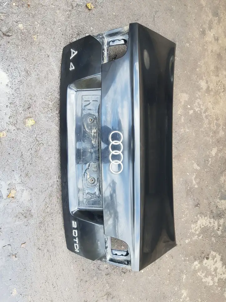 Audi A4 S4 B7 8E 8H (2004 - 2009) Крышка багажника — фото 1