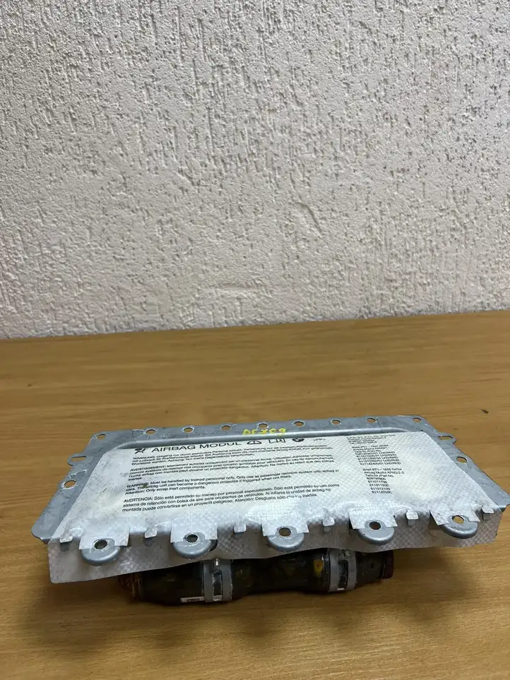 BMW 5 F10 F11 (2009 - 2016) 608739700 Подушка безопасности пассажира — фото 1
