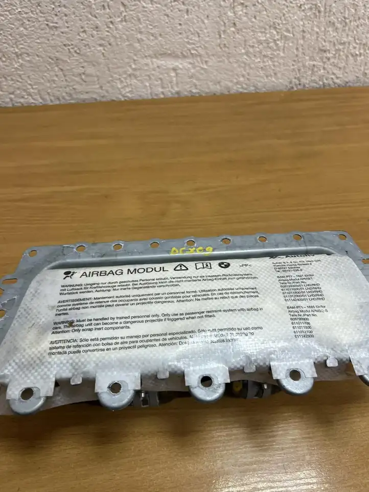 BMW 5 F10 F11 (2009 - 2016) 608739700 Подушка безопасности пассажира — фото 4