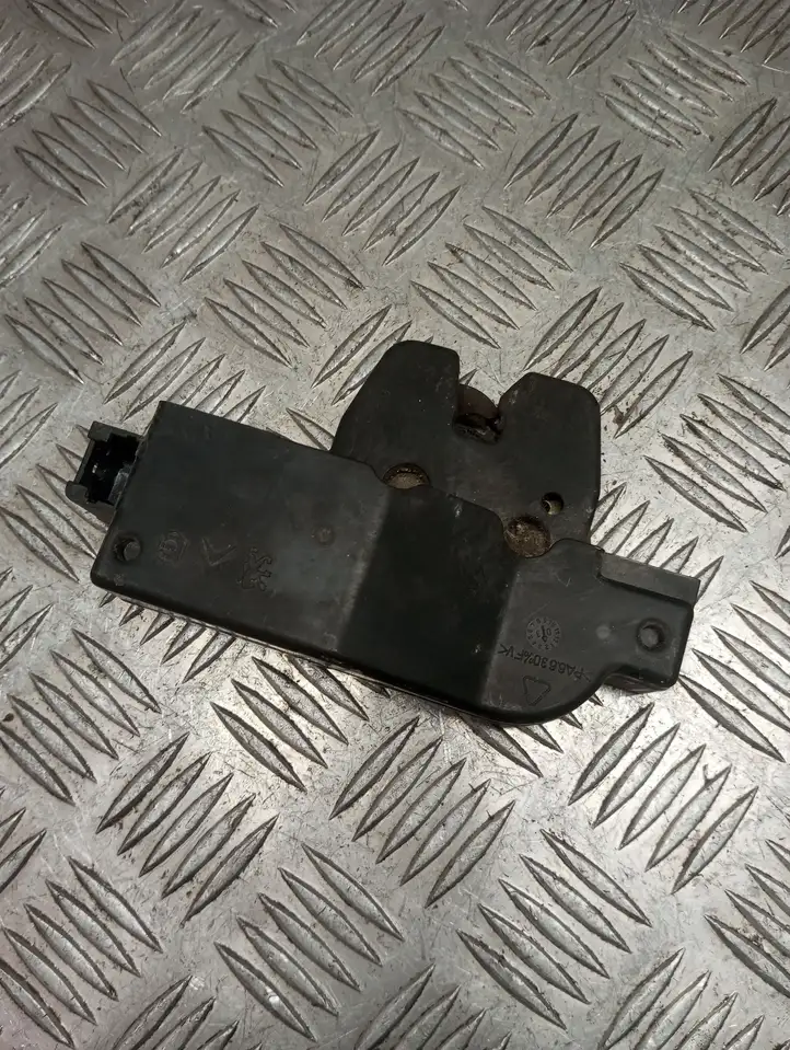 Citroen Xsara Picasso (1999 - 2012) 9646091580 Замок крышки багажника — фото 2