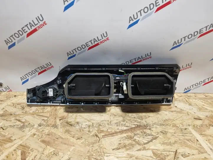 BMW X3 F25 (2010 - 2017) 9184743 Центральный воздушный дефлектор — фото 11