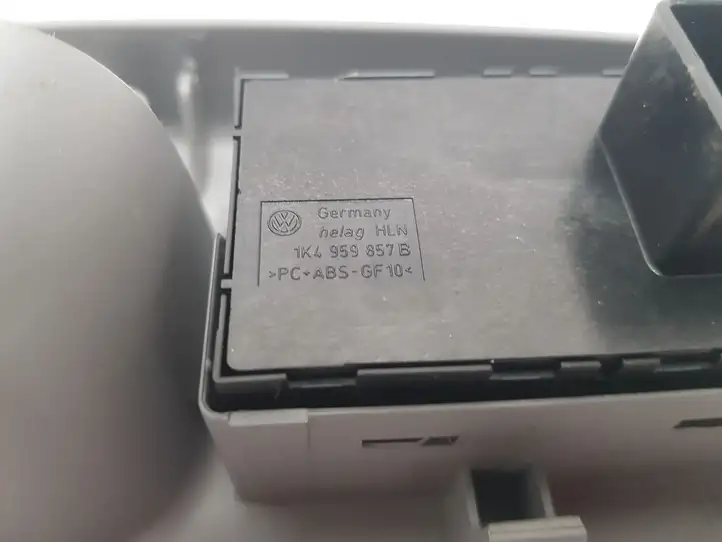 Volkswagen Touran I (2003 - 2010) 1K4959857B Блок кнопок стеклоподъемников — фото 3