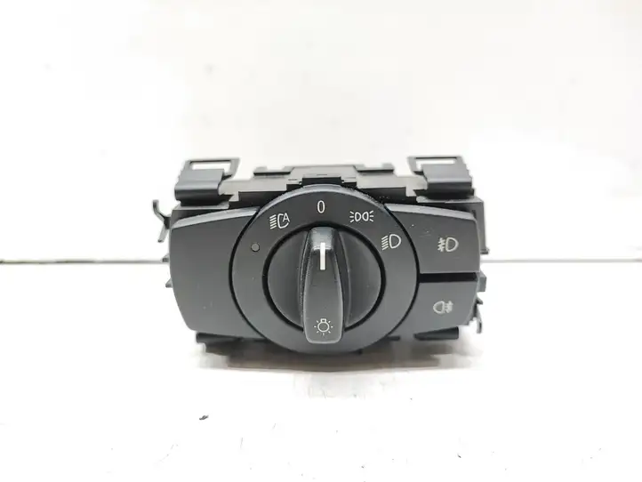 BMW 1 E81 E87 (2004 - 2011) 6932796 Включатель фонарей — фото 1