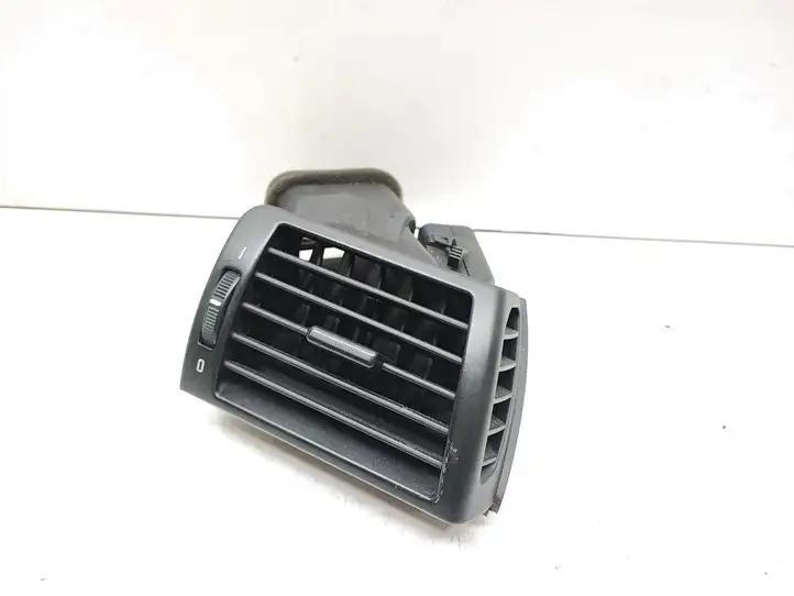 BMW 3 E46 (1998 - 2005) 8361898 Боковой воздушный дефлектор — фото 1