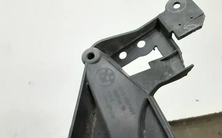 BMW X5 E70 (2006 - 2013) 7157989 Крепление крыла — фото 3