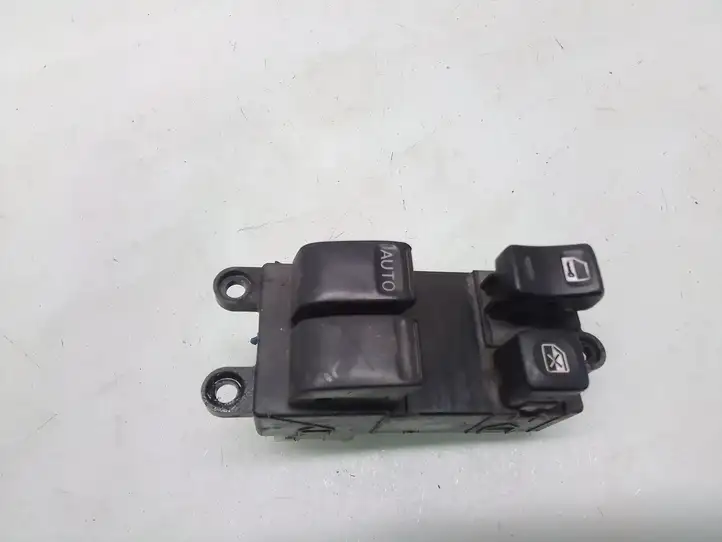 Nissan Almera N16 (2000 - 2010) Кнопка стеклоподъемников — фото 1