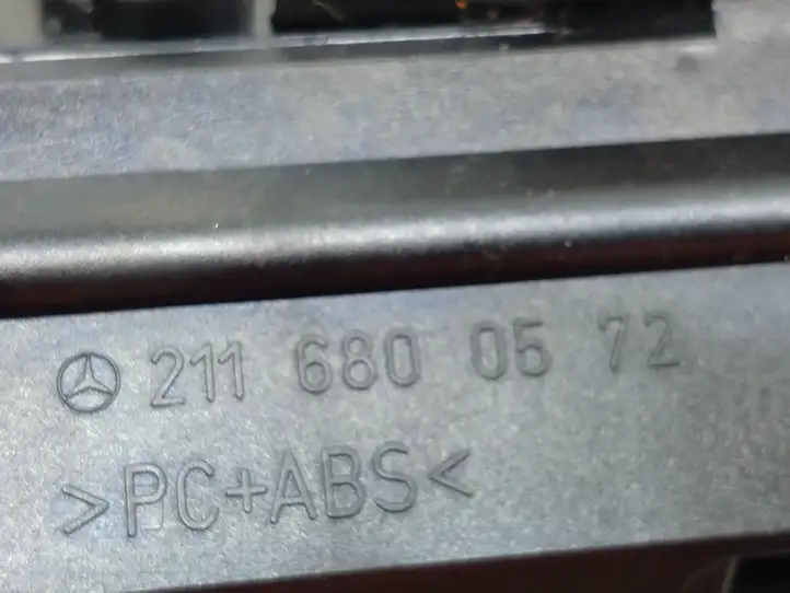 Mercedes-Benz E W211 (2002 - 2009) A2116800552 Блок кнопок на панели — фото 7