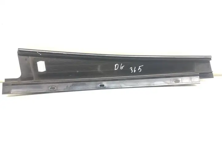 BMW 5 E60 E61 (2004 - 2010) 7898144 Накладка стекла задней двери — фото 4