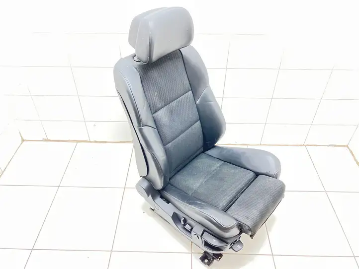 BMW 5 E60 E61 (2004 - 2010) 4500547 Переднее сиденье пассажира — фото 1