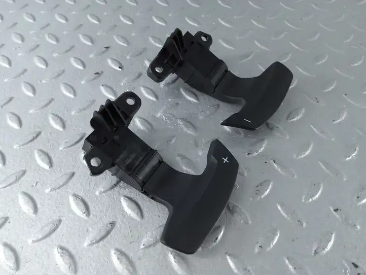 Subaru Outback (BS) (2014 - 2019) GS14900800 Кнопки на рулевом колесе — фото 1