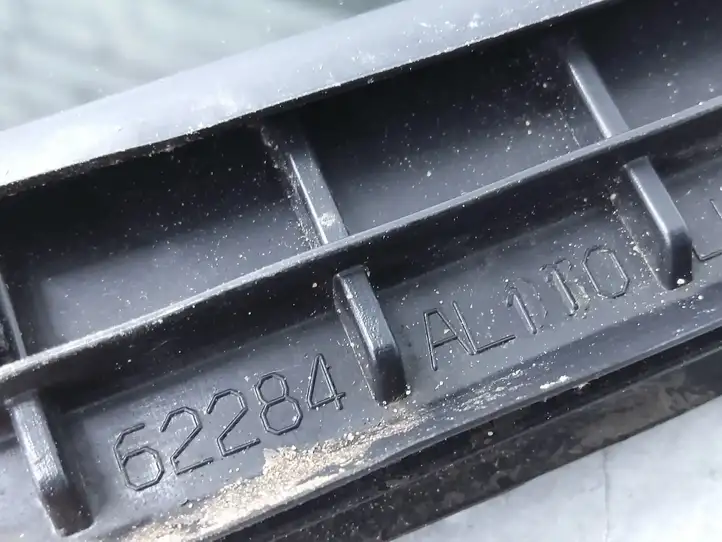 Subaru Outback (BS) (2014 - 2019) 62284AL110 Форточка двери — фото 7