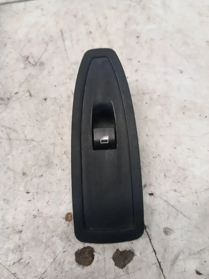 BMW 3 F30 F35 F31 (2012 - 2018) L1A00381 Блок кнопок стеклоподъемников — фото 1