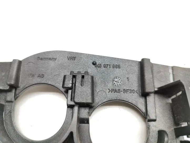 Audi A3/S3 8P (2008 - 2013)  1K0971865 Другая внешняя деталь